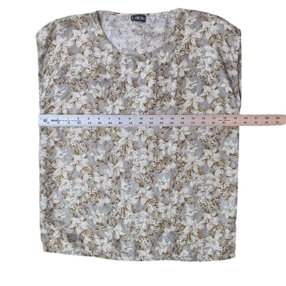 Vintage 100% Silk Floral Blouse Neutral Botanical Print Lightweight Top L. BICHE - Picture 8 of 10
